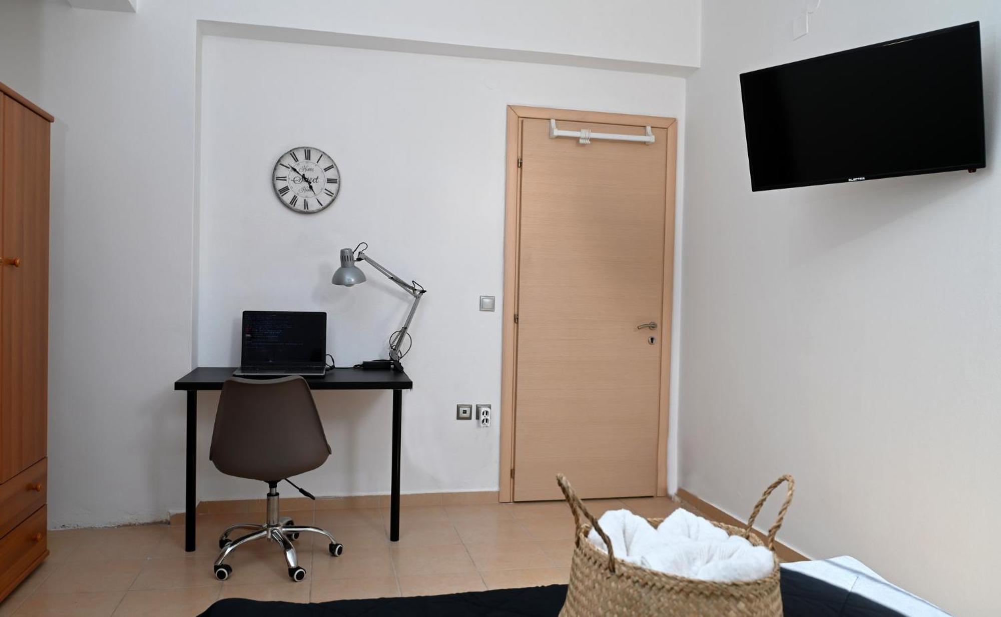 Oasis Lower Ground Floor Apartment 阿尔戈斯 外观 照片