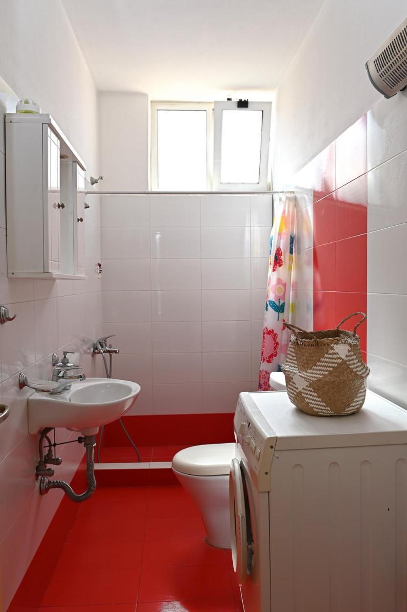 Oasis Lower Ground Floor Apartment 阿尔戈斯 外观 照片