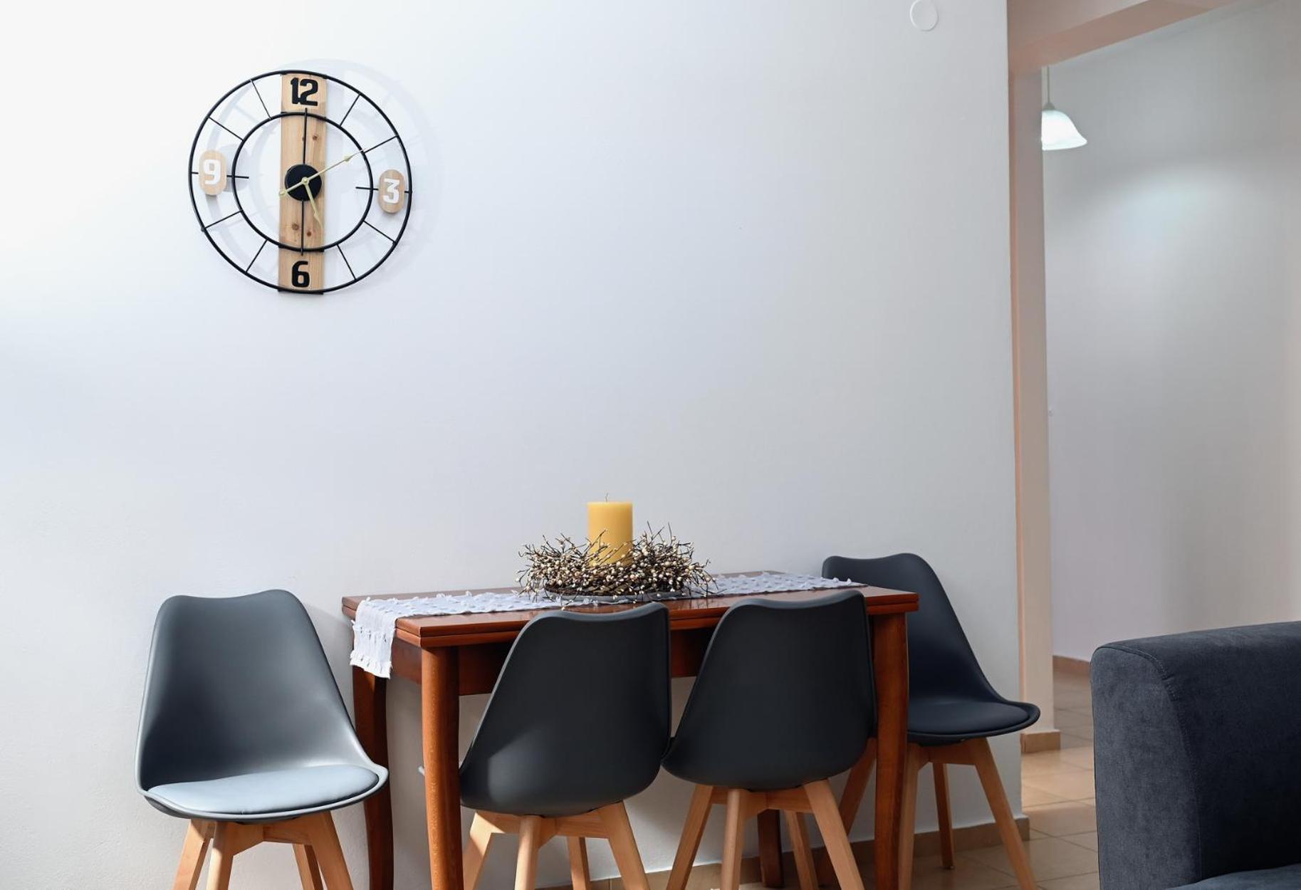 Oasis Lower Ground Floor Apartment 阿尔戈斯 外观 照片